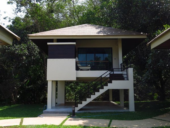 Raised villa building at Mook Lamai Resort and Spa